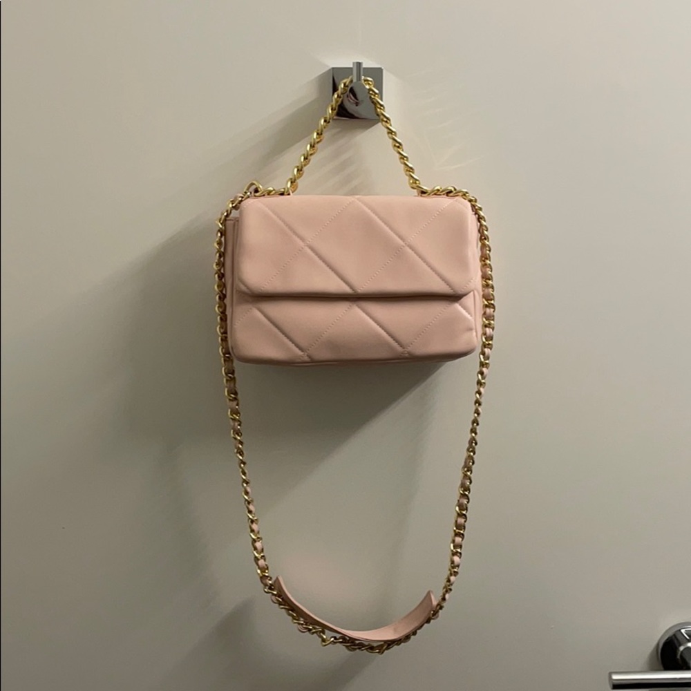 Hand bag